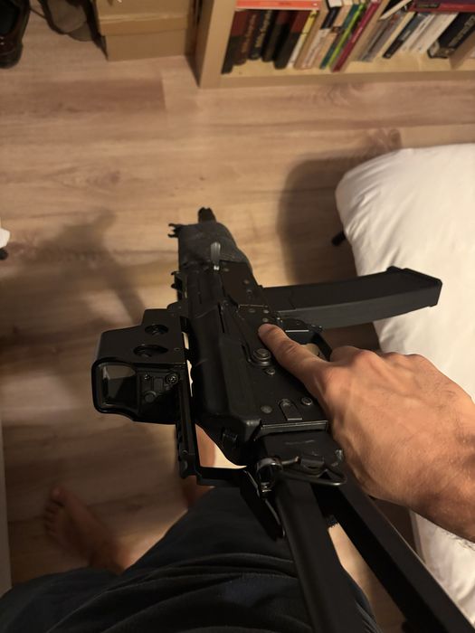Airsoft ak74u CYMA