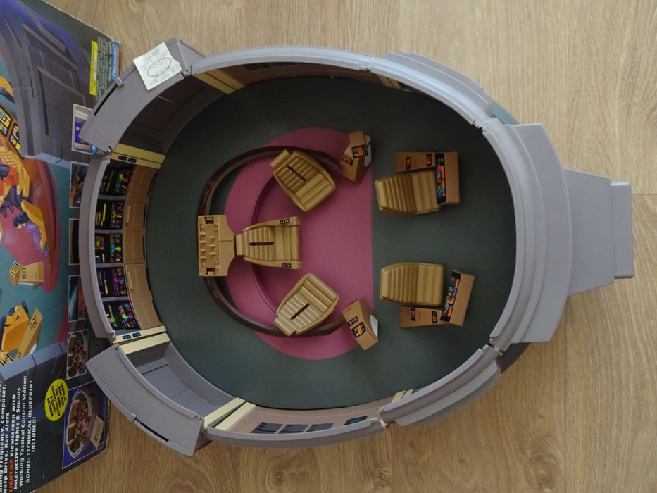 Star Trek The Next Generation Brisge Playset  (Edição de colecionador)