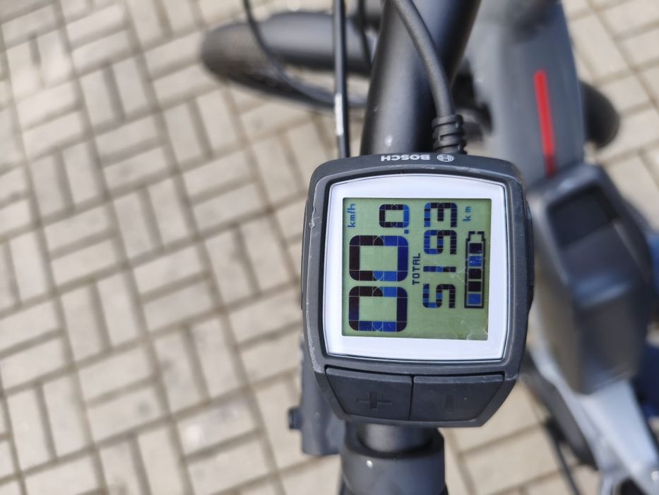 Rower trekingowy elektryczny Trek Bosch Performance Line CX SUPER STAN
