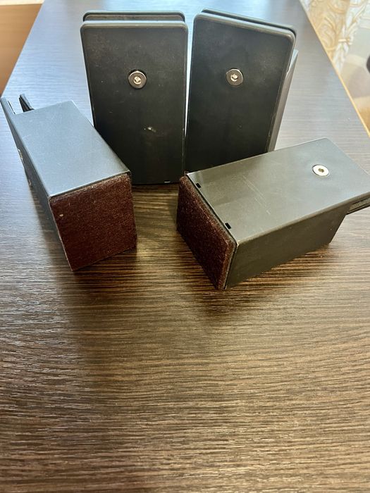 Регулируемые ножки-подставки для кровати и стола