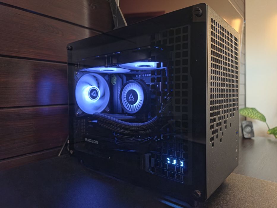 Ігровий ПК AMD 9800X3D + XFX RX 9070 XT + 32GB DDR5 cl30 + SSD 2 Tb Gen 5