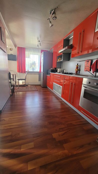 Продам будинок в Марганці.