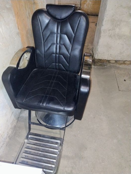Sprzedam fotel fryzjerski