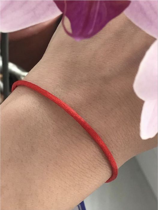 Червона ниточка срібло 925 браслет срібний оберіг шовковий 4033