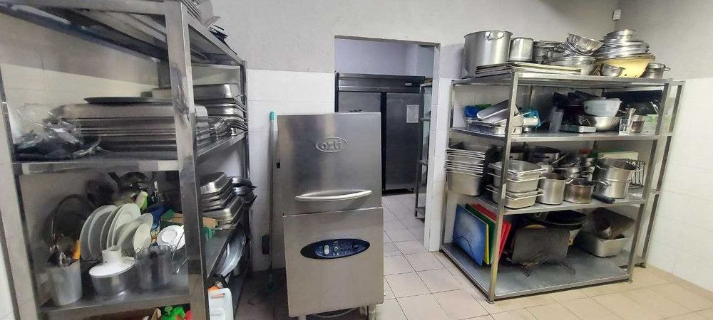Продається готовий бізнес із виробництва готової їжі, кейтерингу й доставки обідів до офісів (Cloud Kitchen)