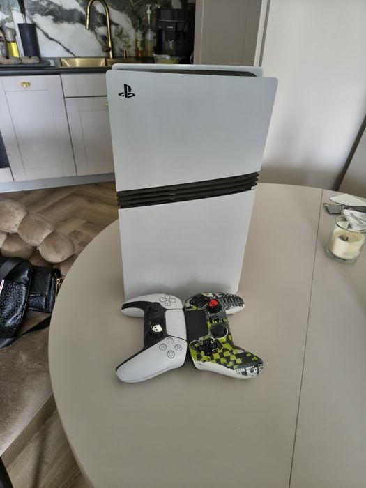 PlayStation 5pro 2 TB