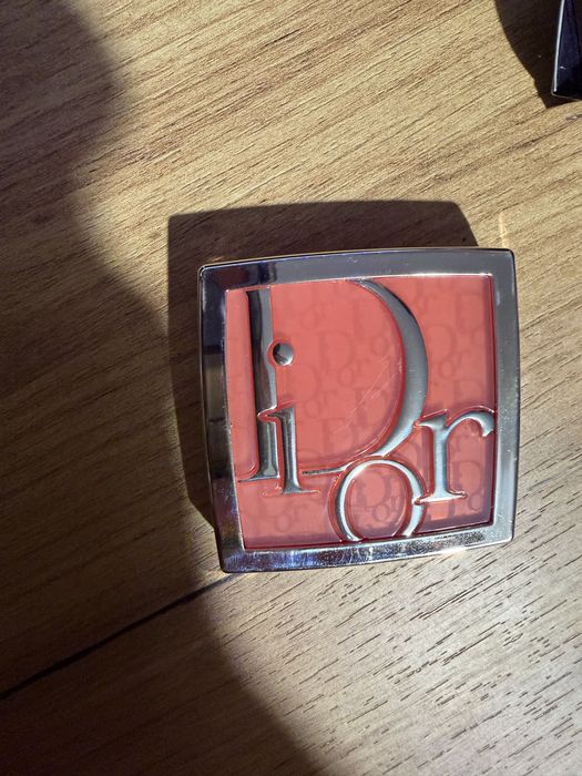 Róż Dior Backstage Rosy Glow 012 ROSEWOOD