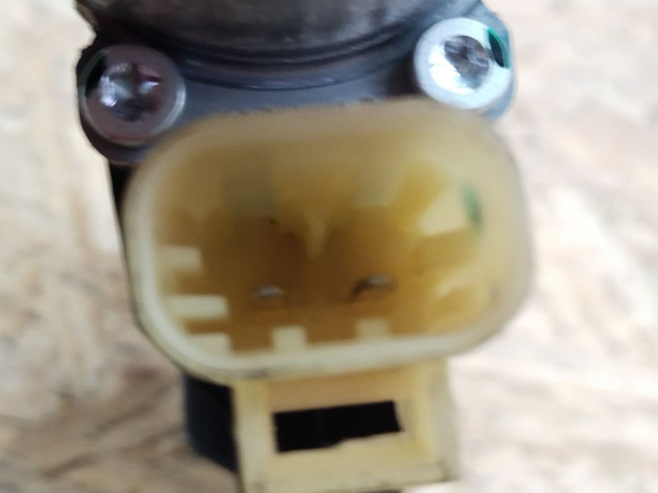 Buick Lacrosse II 09-16 Malibu Моторчик стеклоподъемника задний правый