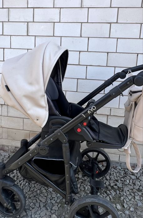 Продам коляску Mikrus Tokyo