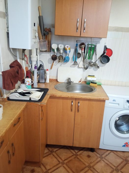 Продам 2кімнати  на спільній кухні