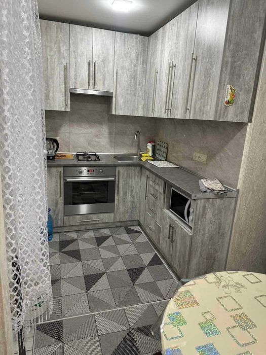 Подобова оренда 1 кім. кв. з автоном. опаленням. SMART TV. Паркомісце.