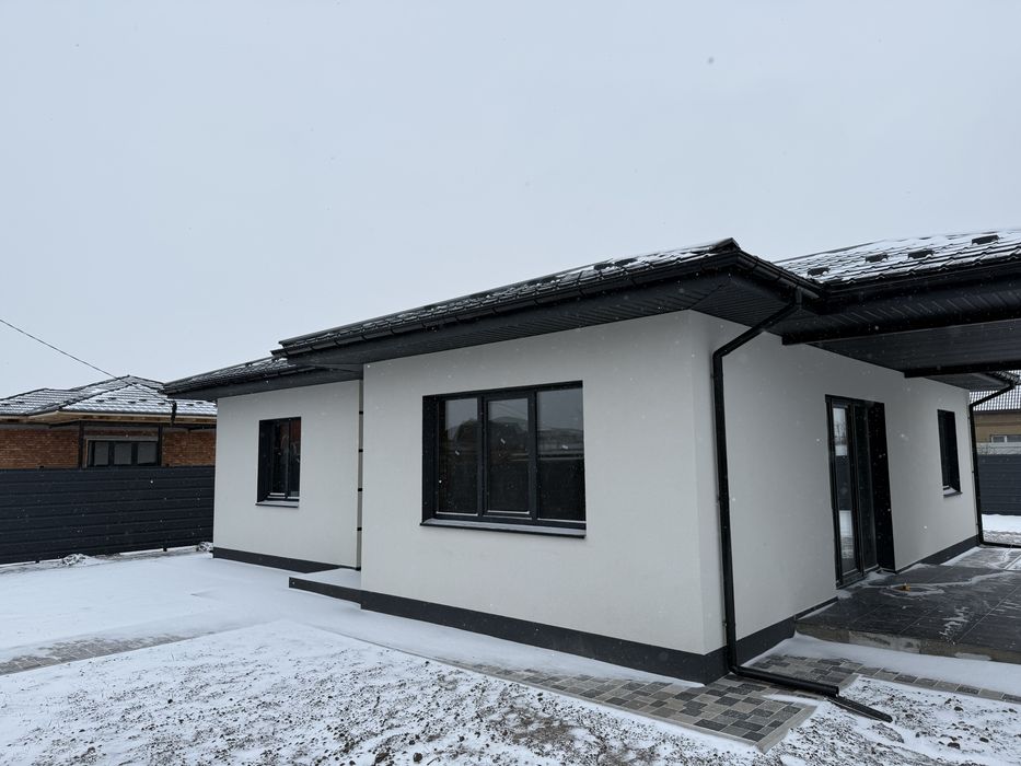 Новий будинок, щойно збудований єОселя. ГАЗ