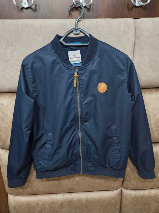 Granatowa kurtka wiosenna / jesienna chłopięca rozmiar 152