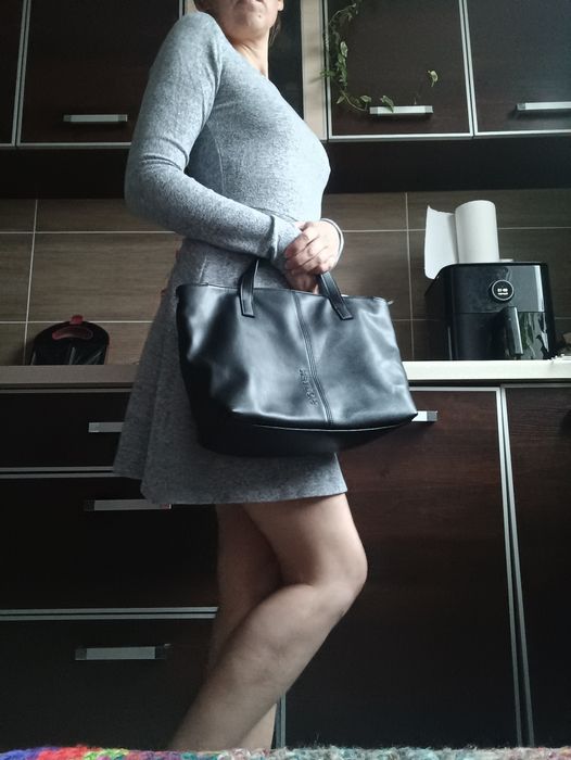 Czarna damska torebka