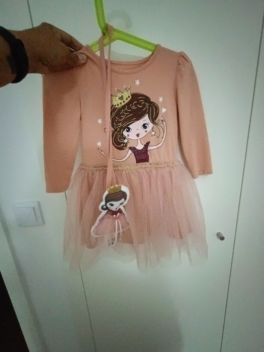 Vestidos menina 2 anos como novos