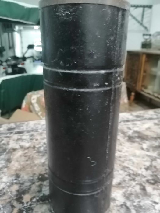 bilha antiga em metal