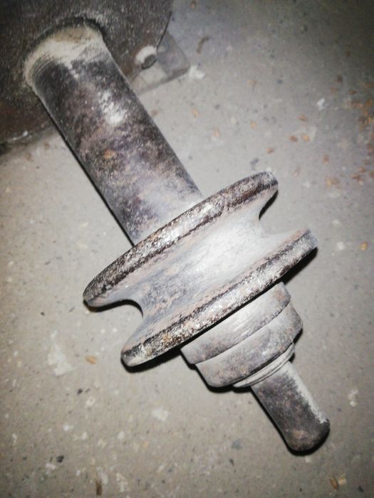 Wał do heblarki grubościówki wyrówniarki dwunożowy 50 cm