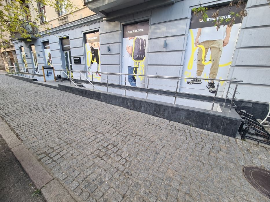 Продаю помещение в центре города 153кв.м