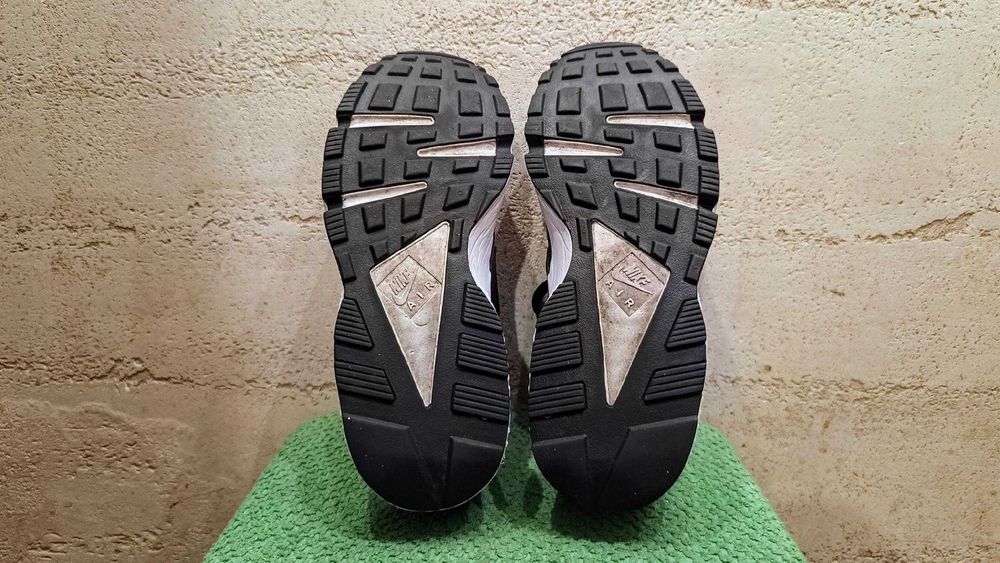 NIKE AIR HIARACHE r.45 stan bardzo dobry