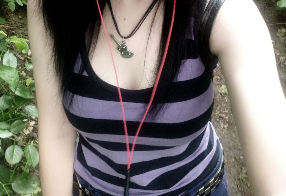 Емо майка фіолетова