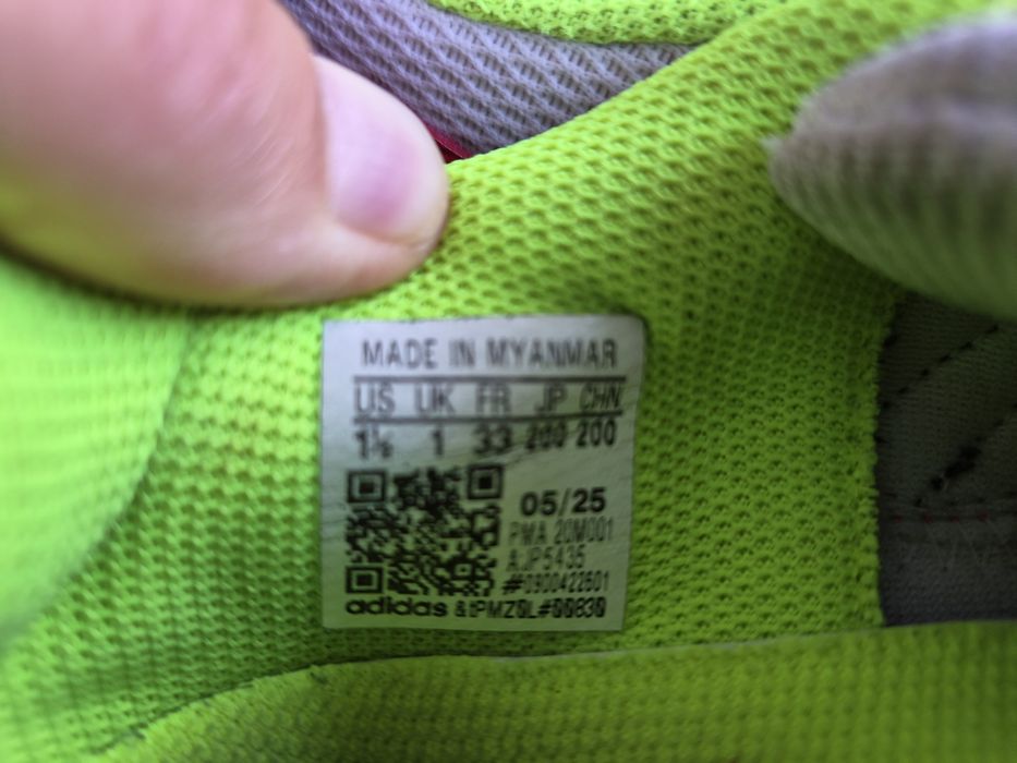 Buty na halę, halówki adidas r. 33
