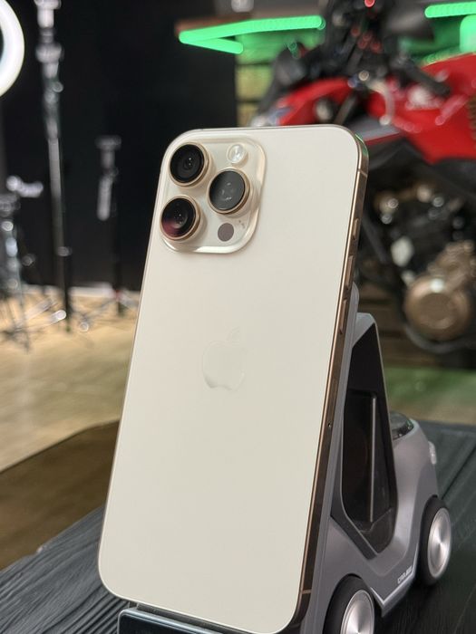iPhone 16 Pro Max 512 GB Desert