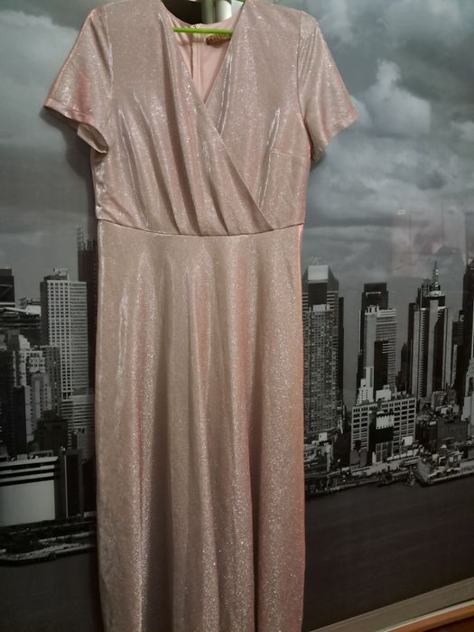 Продам платье в пол