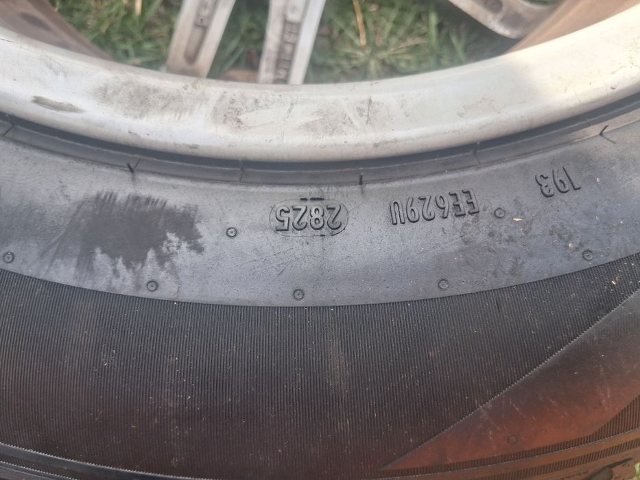 Opony  Zimowe  "17"  215×65  "Pirelli"