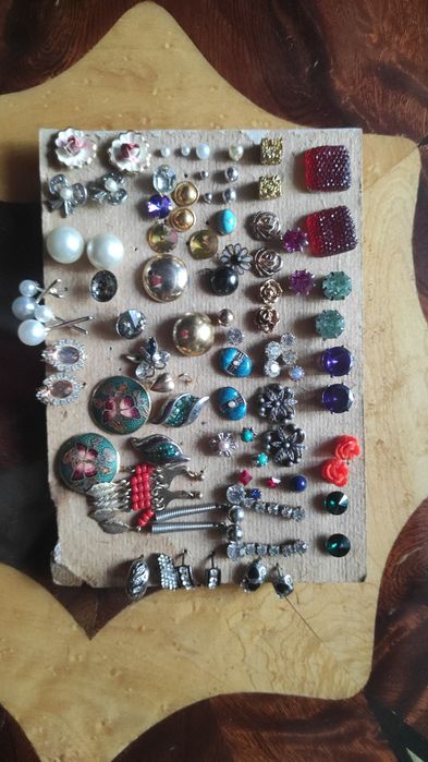 Бижутерия. Подвески, кольца, серьги