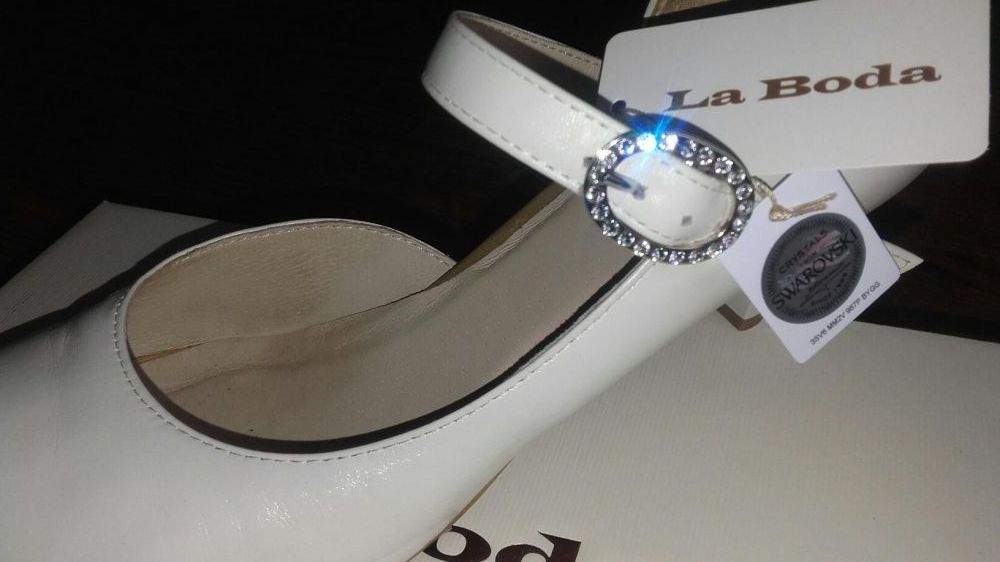 Buty skórzane La Boda z cekinami Swarovskiego