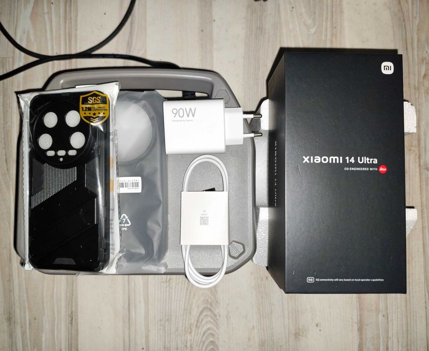 Офіційний Смартфон Xiaomi 14 Ultra 16/512GB Black Android 16 HyperOS 3