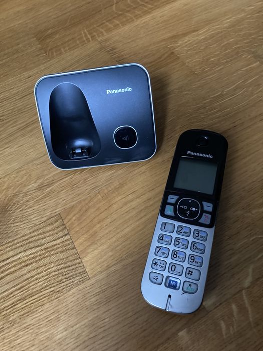 Телефон Panasonic KX-TG6811