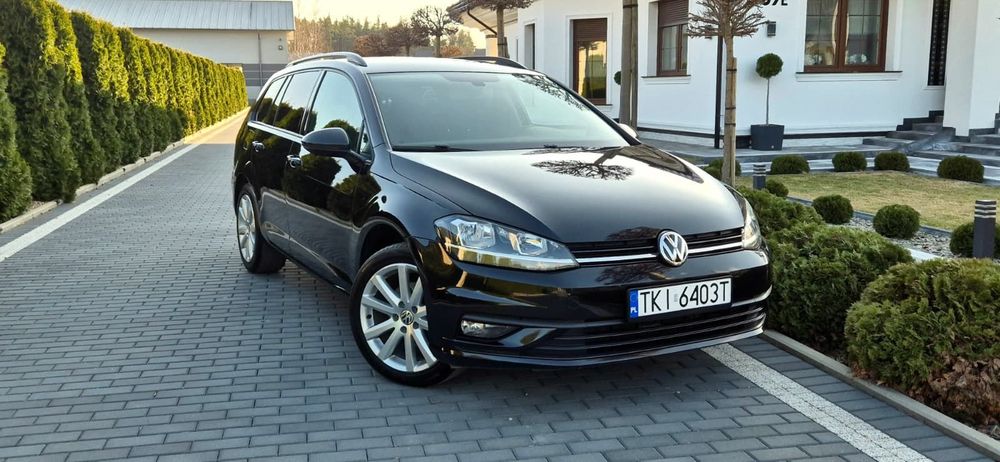 Volkswagen Golf VII LIFT Variant 1.6TDI DSG | 2017 |