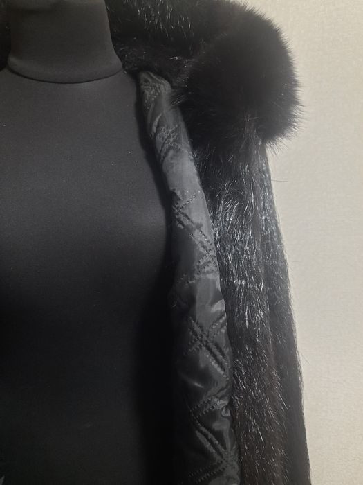 Продам шубу с капюшоном