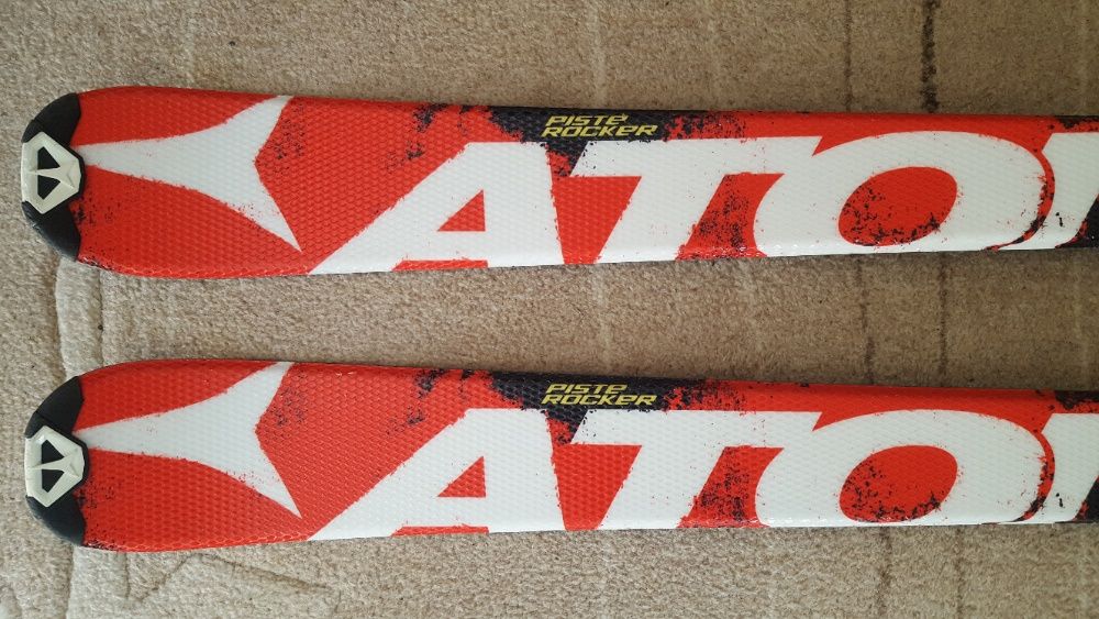 !! Sprzedam narty Atomic Redstar 150 cm do odbioru dzisiaj !!