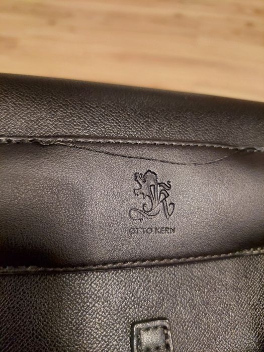 Czarna Nerka na pasku Otto Kern #instafame