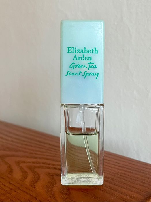 Woda toaletowa Elizabeth Arden Green Tea 10 ml z atomizerem