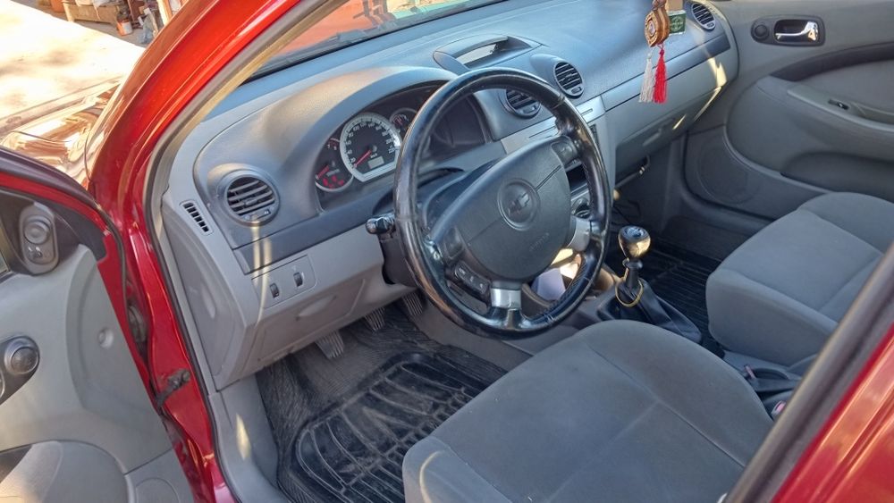 Продам авто шевролє лачеті