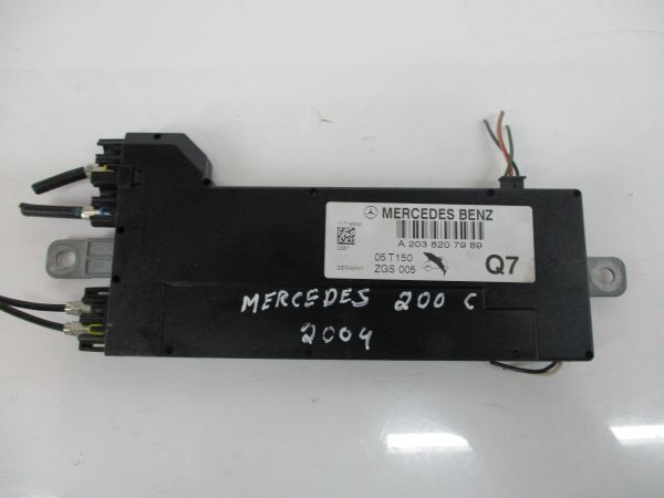 Amplificador de antena MERCEDES-BENZ Classe C (W203)