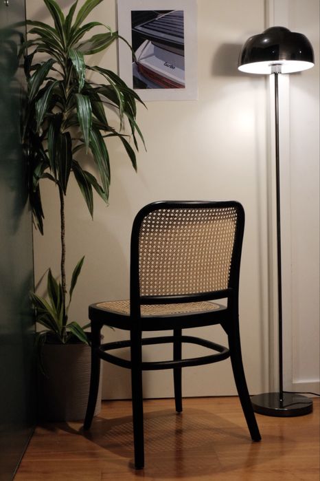 Cadeiras em Ratan/Palha em madeira preta