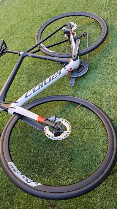 Coluer Esbelta Carbono t54 Disco.