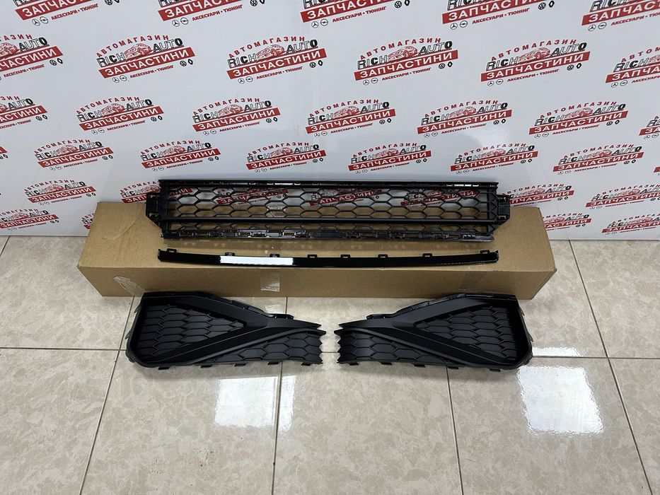 Volkswagen Passat R Line решітка бампера