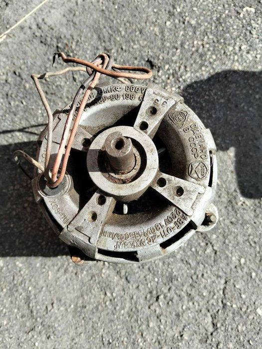 Двигун до пральної машини старої