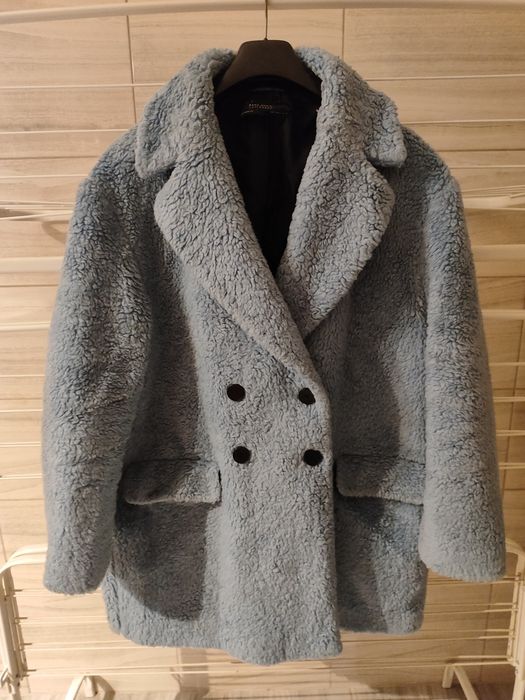 Zara niebieski płaszcz Teddy