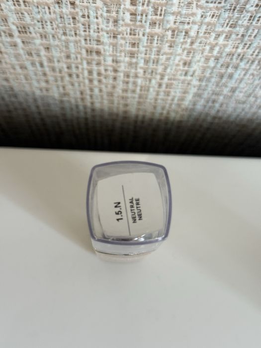 Тональна основа від loreal