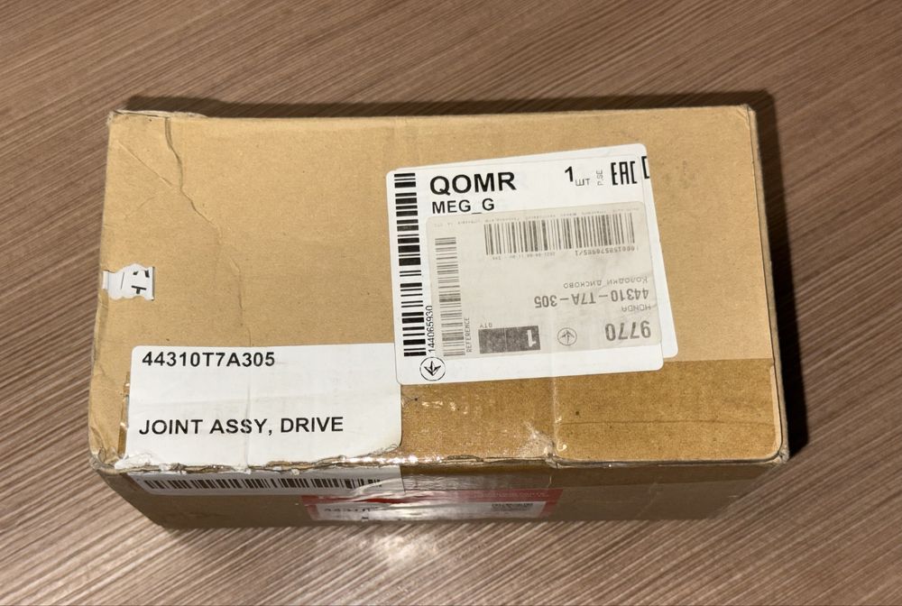 Хонда. Шарнір рівних кутових швидкостей (ШРКШ) 44310-T7A-305. Оригінал