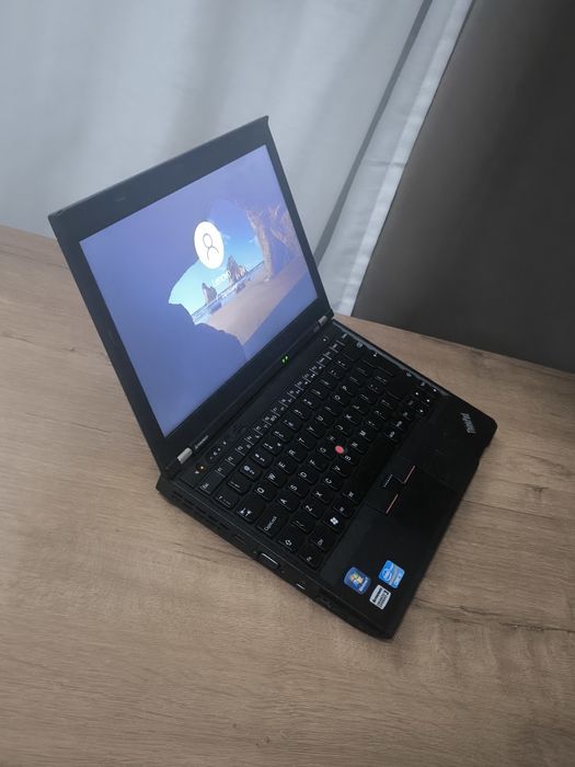 Laptop Lenovo ThinkPad x230