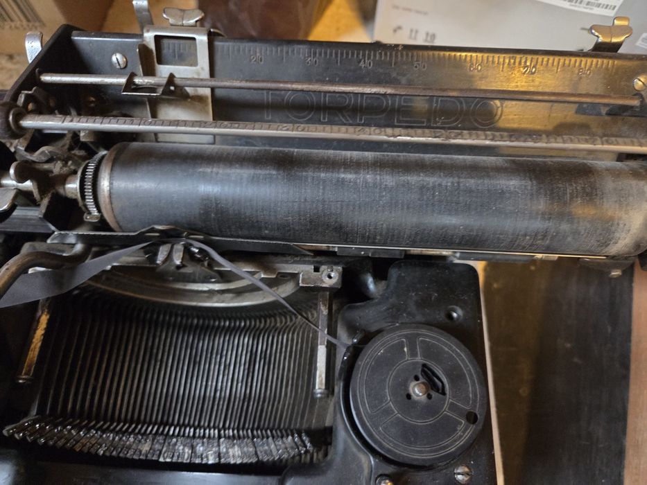 Maszyna do pisania Torpedo 6