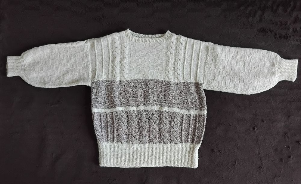 Sweter wełniany, ręcznie robiony