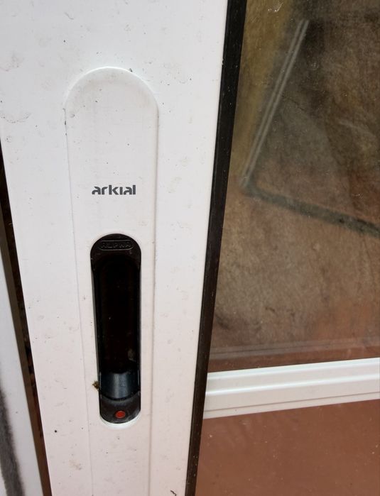 Janela aluminio completa com estore